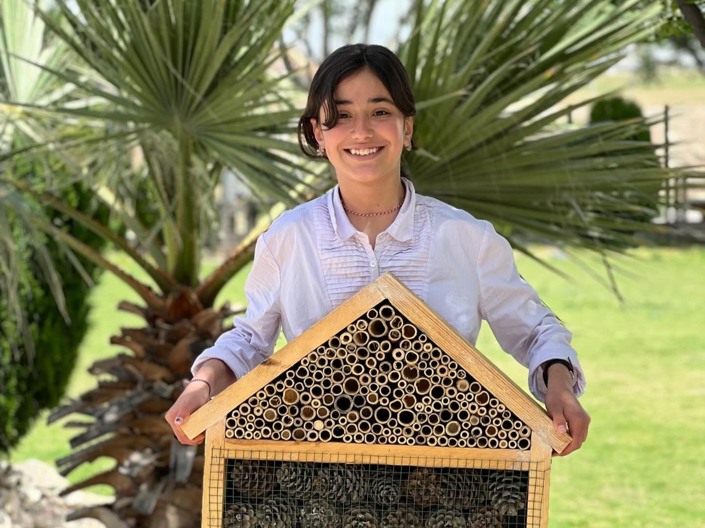 Insektenhotels für unseren Schulgarten